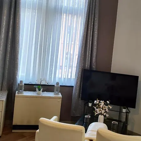 Cocon Unique Laveu Апартаменты Льеж